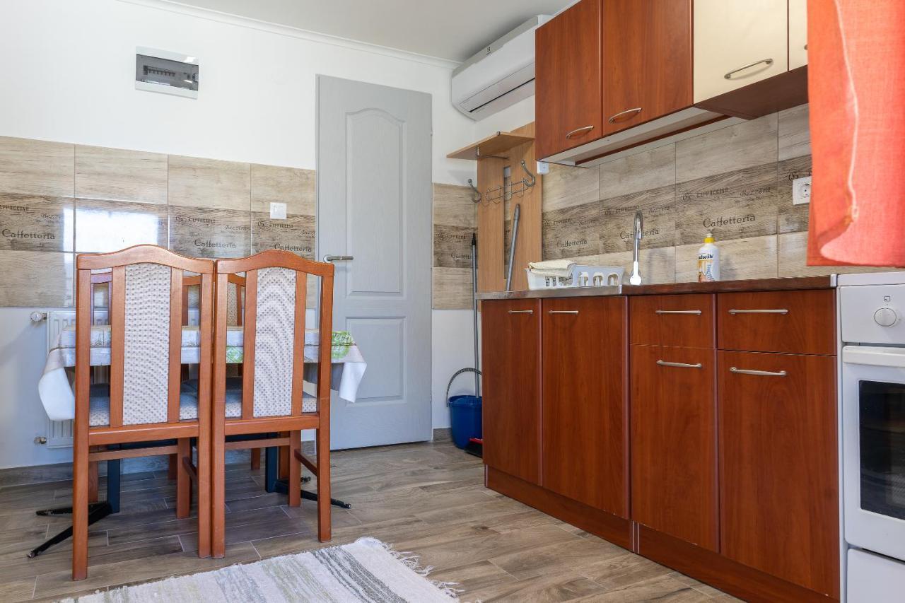 Lili Apartman ハルカーニャ エクステリア 写真