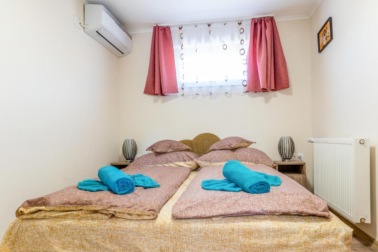 Lili Apartman ハルカーニャ エクステリア 写真