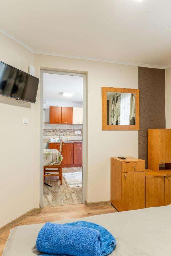 Lili Apartman ハルカーニャ エクステリア 写真