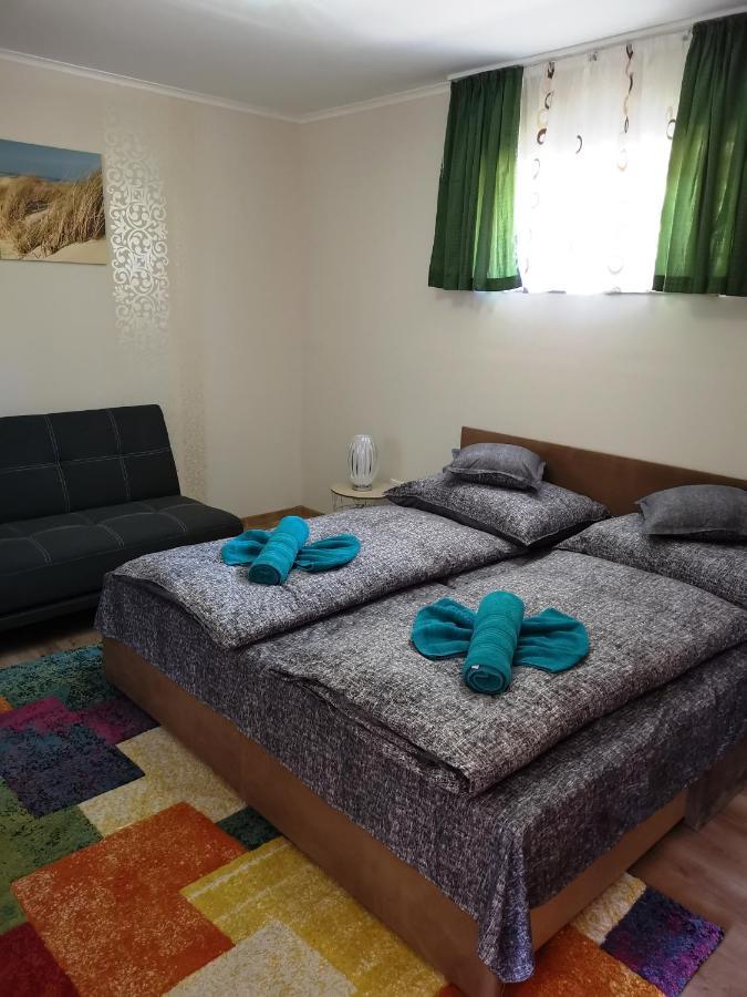 Lili Apartman ハルカーニャ エクステリア 写真