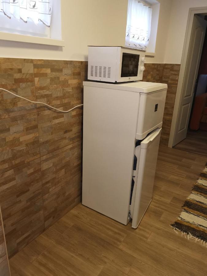 Lili Apartman ハルカーニャ エクステリア 写真