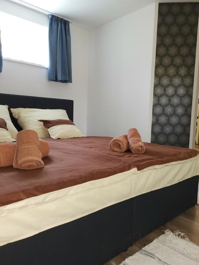 Lili Apartman ハルカーニャ エクステリア 写真